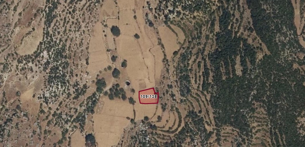 ANTALYA MANAVGAT YEŞİLBAĞDA 640 M² TARLAMIZ SATILIKTIR.